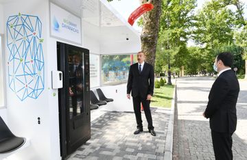 Prezident İlham Əliyev Heydər Əliyevin İsmayıllıdakı abidəsini ziyarət edib - YENİLƏNİB