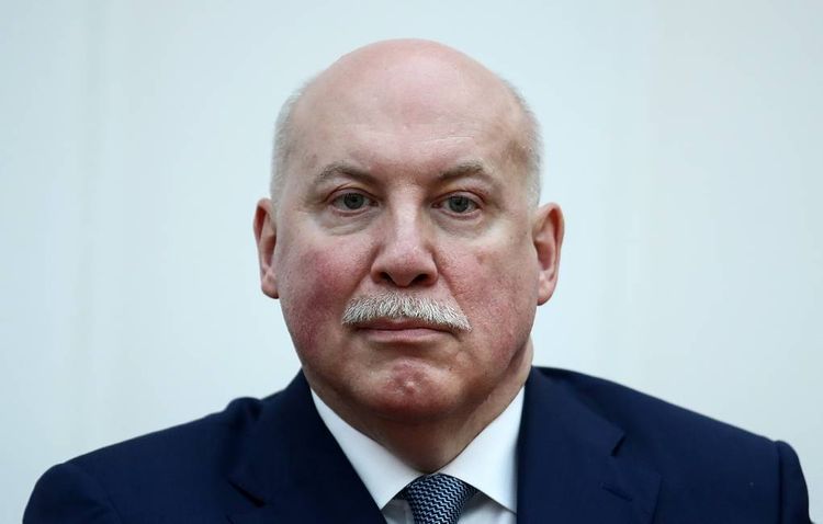 Посол РФ: Задержанные в Беларуси россияне следовали в третью страну