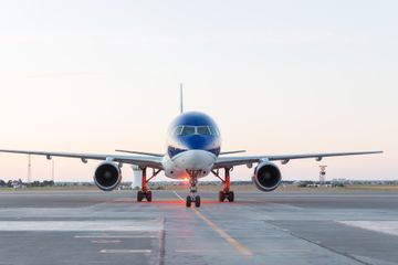 AZAL 155 Azərbaycan vətəndaşını Ukraynadan vətənə çatdırıb