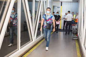 AZAL 155 Azərbaycan vətəndaşını Ukraynadan vətənə çatdırıb