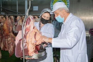 Фонд Гейдара Алиева передал праздничные паи малообеспеченным семьям по случаю Гурбан байрамы