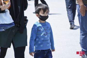 В Баку полиция начала рейды в отношении тех, кто не носит маски - ОБНОВЛЕНО - ФОТО