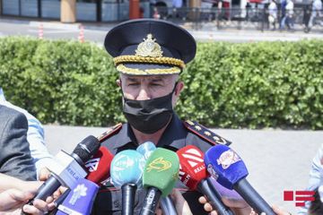 В Баку полиция начала рейды в отношении тех, кто не носит маски - ОБНОВЛЕНО - ФОТО