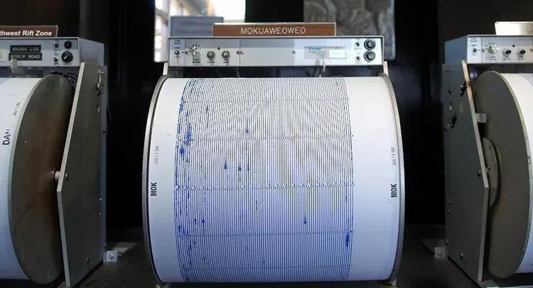 Magnitude 5.5 earthquake strikes southern California, eyewitnesses report shaking buildings