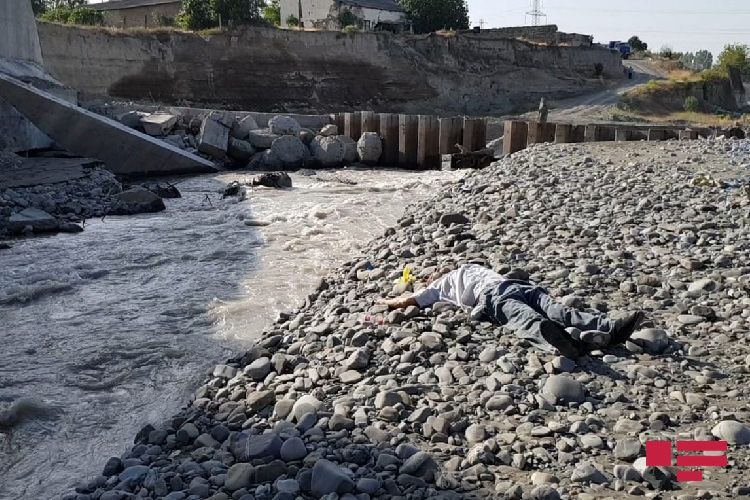 Житель Гёйчайского района бросился с моста в реку - ФОТО