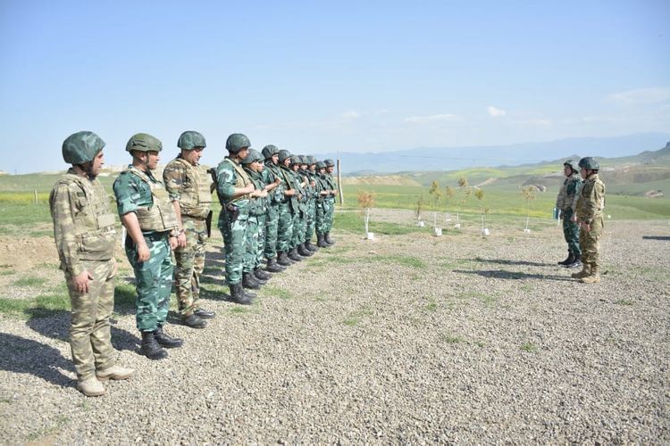 Генерал ГПС и заместитель военного прокурора побывали на границе с Арменией - ФОТО
