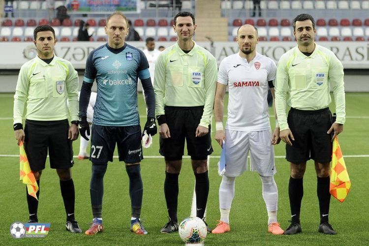 Referees to wear masks in matches in Azerbaijan