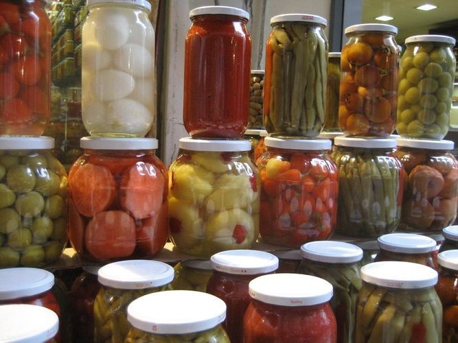 В I квартале этого года Азербайджан импортировал 692 тонны консервированных фруктов и овощей 