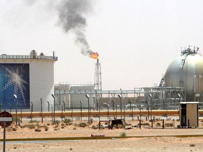Saudi Aramco повысила цены на экспорт нефти в июле