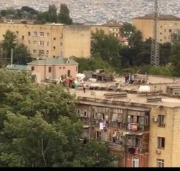 Bakıda damda domino oynayanlar və kabab bişirənlər cəzalandırılıb - FOTO