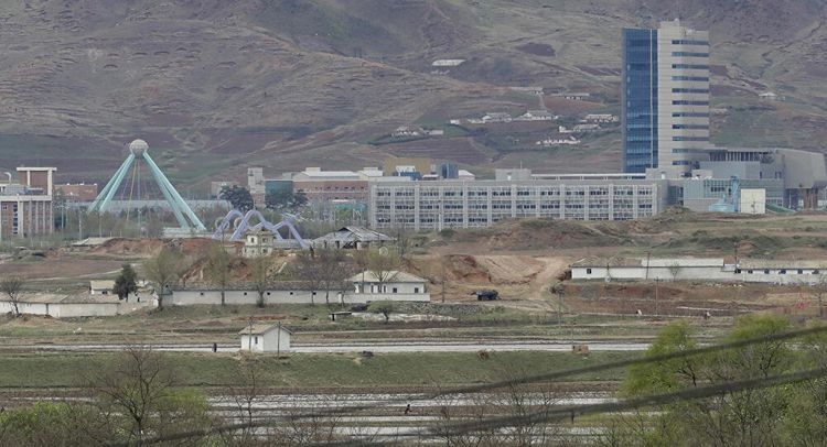 Seoul says Pyongyang exploded Kaesong Liaison Office days after threat by Kim