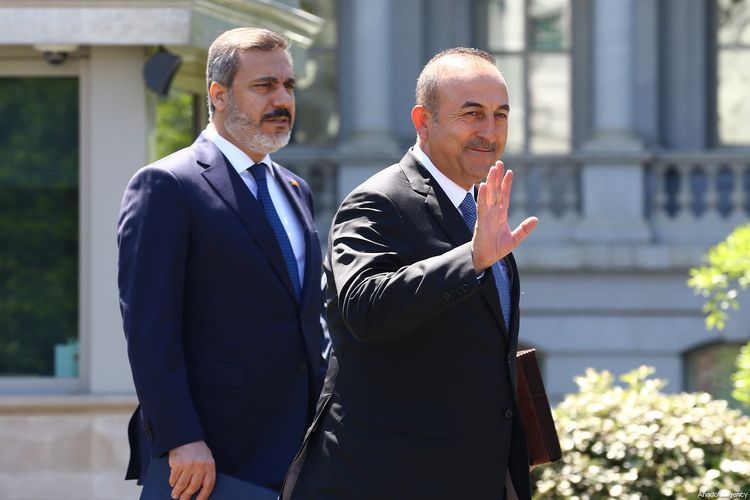 Высокопоставленная делегация Турции прибыла в Ливию