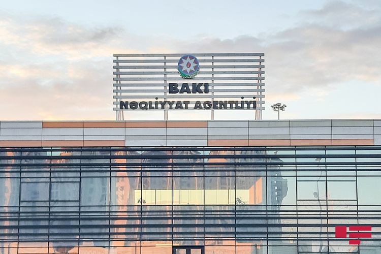 BNA: Şəffaf arakəsmə quraşdırılmayan taksilərə fərqlənmə nişanı verilməyəcək