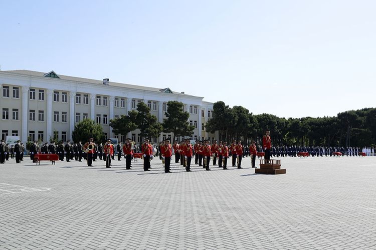  Azerbaijan Military Academy holds graduation ceremony