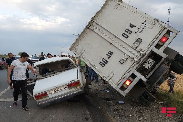 В Тертере «ВАЗ 2107» столкнулся с грузовиком, есть погибший и раненые - ФОТО