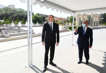 Prezident İlham Əliyev Bakıda yerüstü piyada keçidinin açılışında iştirak edib - FOTOSESSİYA - YENİLƏNİB