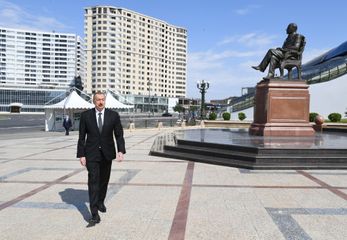 Prezident İlham Əliyev Bakıda yerüstü piyada keçidinin açılışında iştirak edib - FOTOSESSİYA - YENİLƏNİB