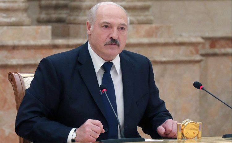 Лукашенко попросил оппозицию не занижать его рейтинг