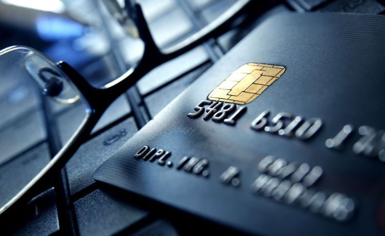 Azərbaycanda bağlanan banklar üzrə qorunan əmanətlər virtual kartlarla qaytarıla bilər