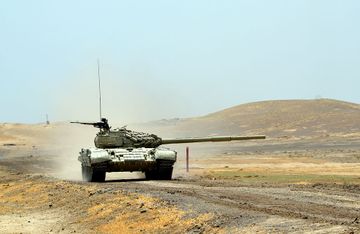“Ən yaxşı tank heyəti” adı uğrunda yarışlar keçirilib - VİDEO