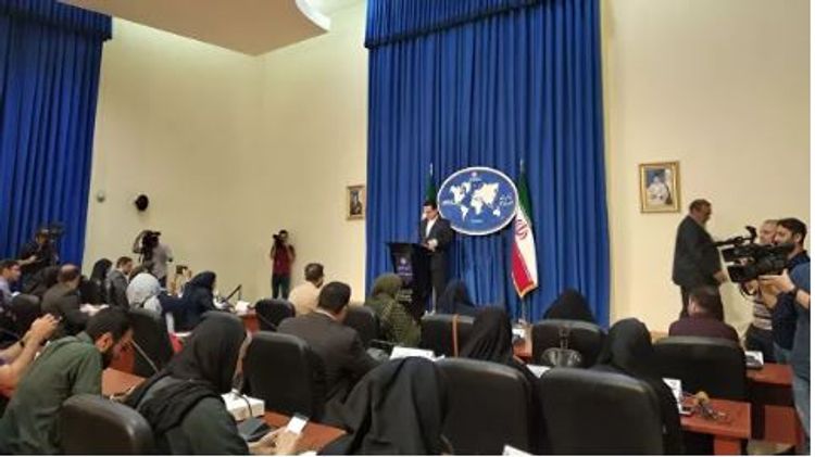 İran ABŞ-ın sanksiyalarının uğursuz olduğunu bəyan edib