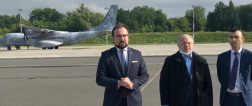 Polşa koronavirusla mübarizədə Azərbaycana humanitar yardım göndərib