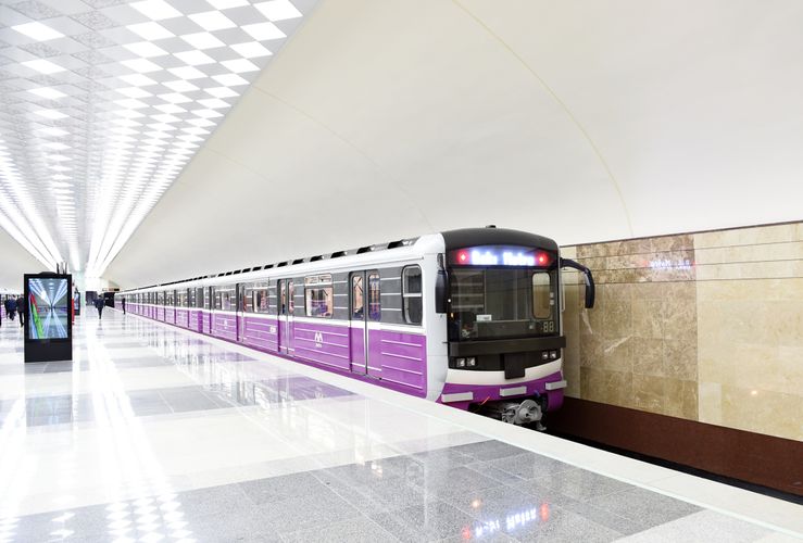 Ötən il "Bakı Metropoliteni" QSC-nin reklam gəlirləri azalıb