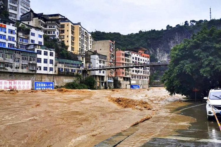 3 killed, 12 missing in southwest China rainstorm