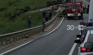 Rusiyada dəhşətli yol qəzasında 3 nəfər hadisə yerində ölüb - FOTO - VİDEO