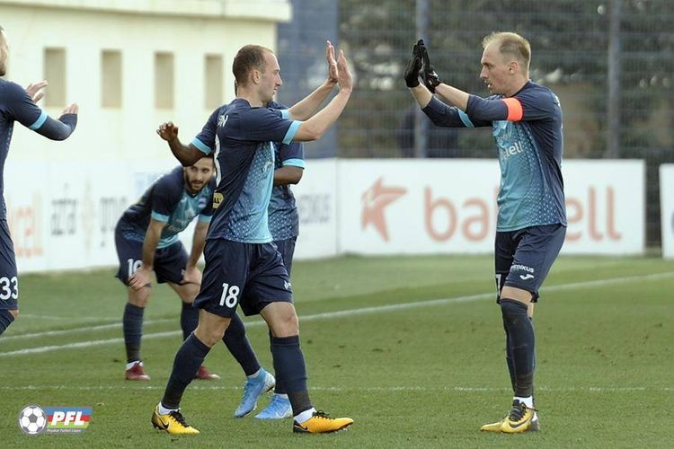 "Zirə" 1 yerli, 2 əcnəbi futbolçu ilə vidalaşıb