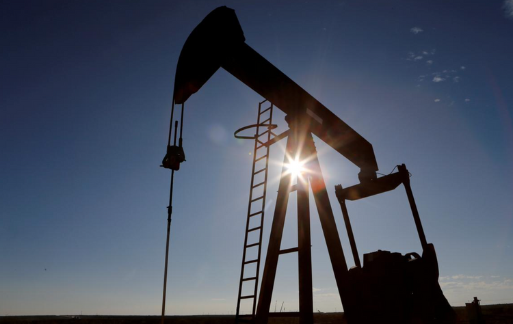 Oil prices slip on demand worries