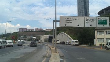 İstanbulun mərkəzi küçələrindən birinə Azərbaycan adı verilib - FOTO