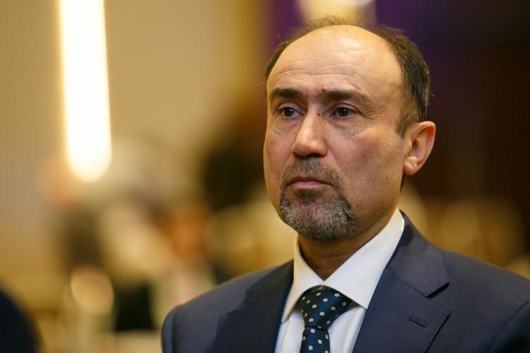 ABA-nın sədri: "Əsas məqsəd internet bank xidmətlərinin dəyərinin aşağı salınmasıdır"