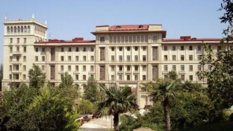 Azerbaijan closes all educational institutions amid coronavirus outbreak