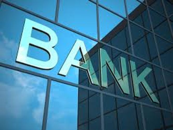 Azərbaycanda bank müştərilərinin kredit hesabları 14% artıb