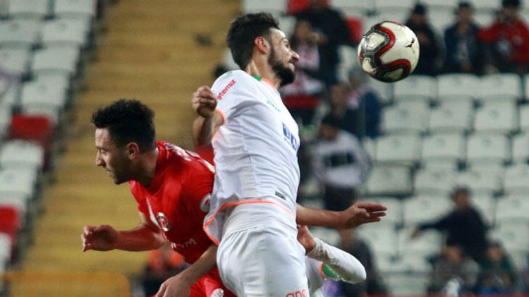 “Alanyaspor” Türkiyə kubokunda "Antalyaspor"a qalib gəlib