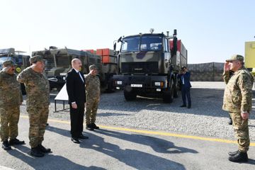Azərbaycan Prezidenti Müdafiə Nazirliyinin hərbi hissəsinin açılışında iştirak edib - YENİLƏNİB