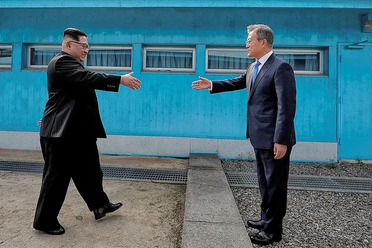 Ким Чен Ын направил президенту Южной Кореи послание по поводу коронавируса