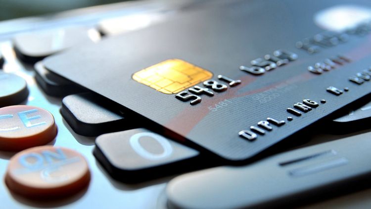 Azərbaycanda kredit kartları ilə əməliyyatların həcmi 14% artıb