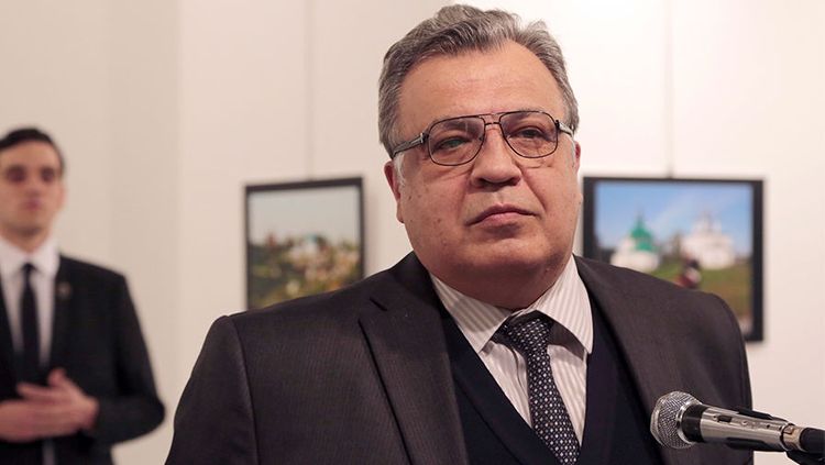 Türkiyədə prokuror Rusiya səfirinin qətlində təqsirləndirilənlərə cəza istəyib
