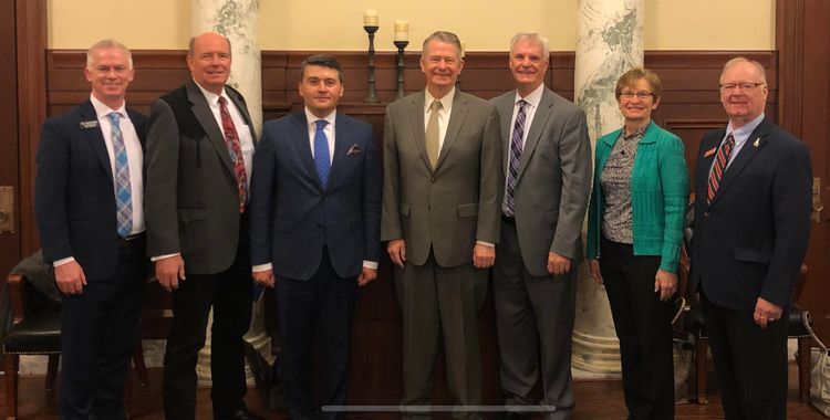Azerbaijan’s Consul General meets the Governor of U.S. State of Idaho