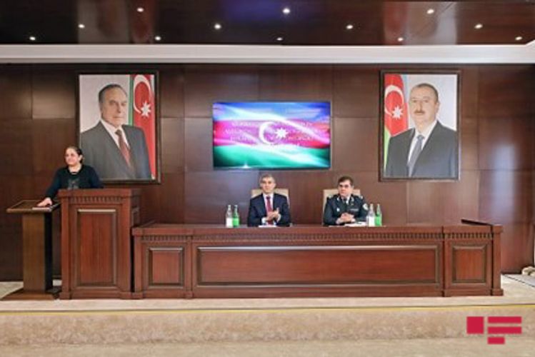 Azərbaycan vətəndaşlığına qəbul edilən şəxslərin andiçmə mərasimi keçirilib