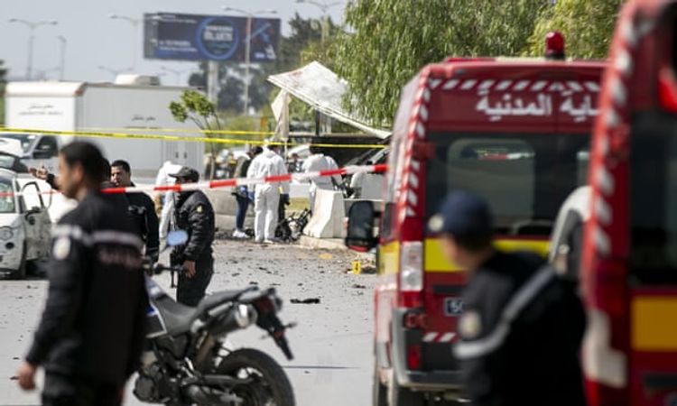 Tunisia suicide attack kills five police officers near US embassy