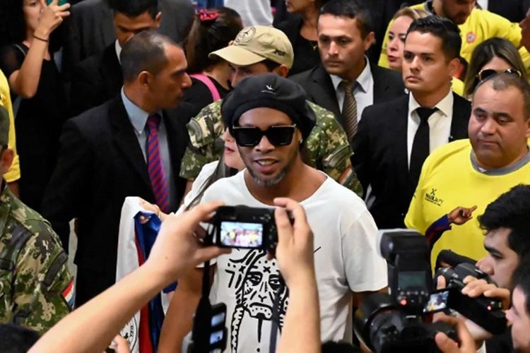 Ronaldinyo yenidən həbs edilib