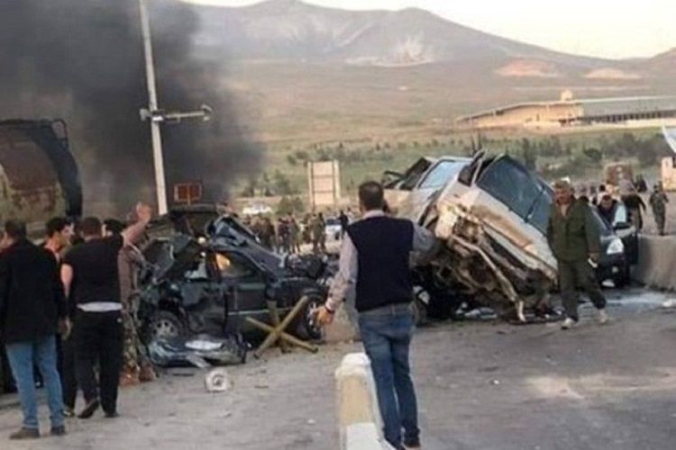 Suriyada baş vermiş avtoqəza zamanı azı 30 nəfər ölüb