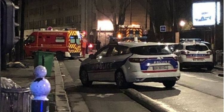 Неизвестный открыл стрельбу в парижской мечети