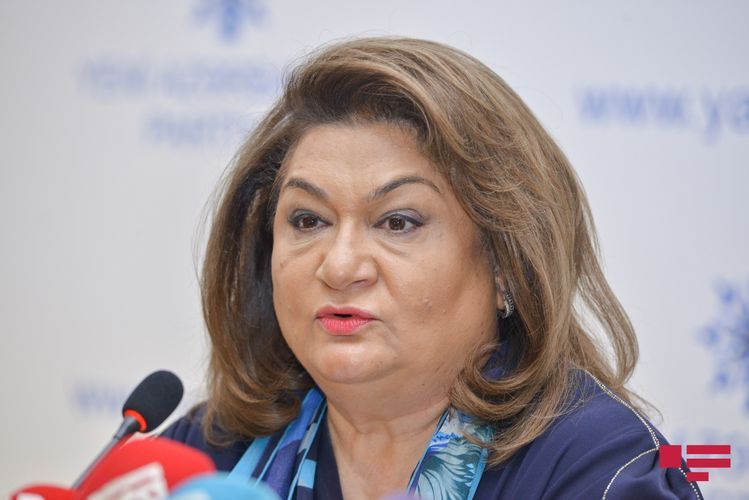 Хиджран Гусейнова освобождена от должности председателя Государственного комитета