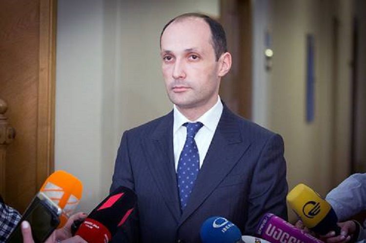 Gürcüstanın Kənd təsərrüfatı nazirinin müavini karantinə alınıb
