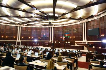 Milli Məclisin yeni tərkibdə ilk iclası keçirilib, Prezident iclasda iştirak edib - YENİLƏNİB-2