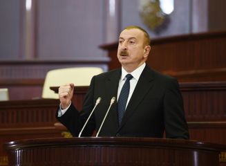 Milli Məclisin yeni tərkibdə ilk iclası keçirilib, Prezident iclasda iştirak edib - YENİLƏNİB-2